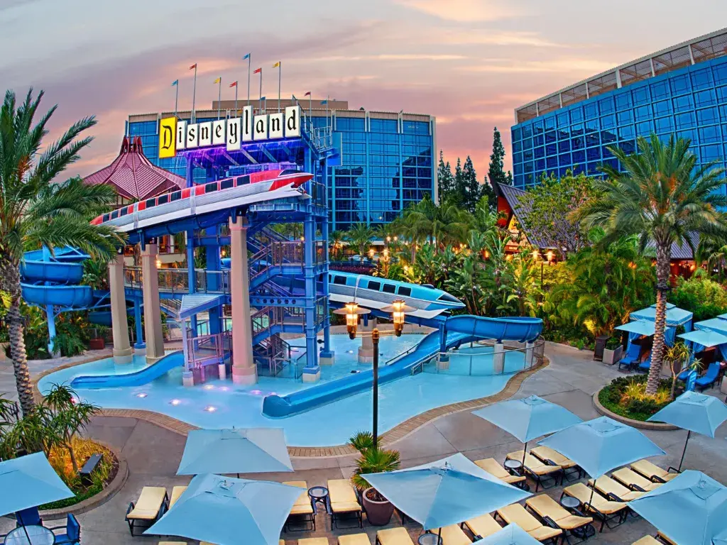 Disneyland Resort (Anaheim) - Los Angeles