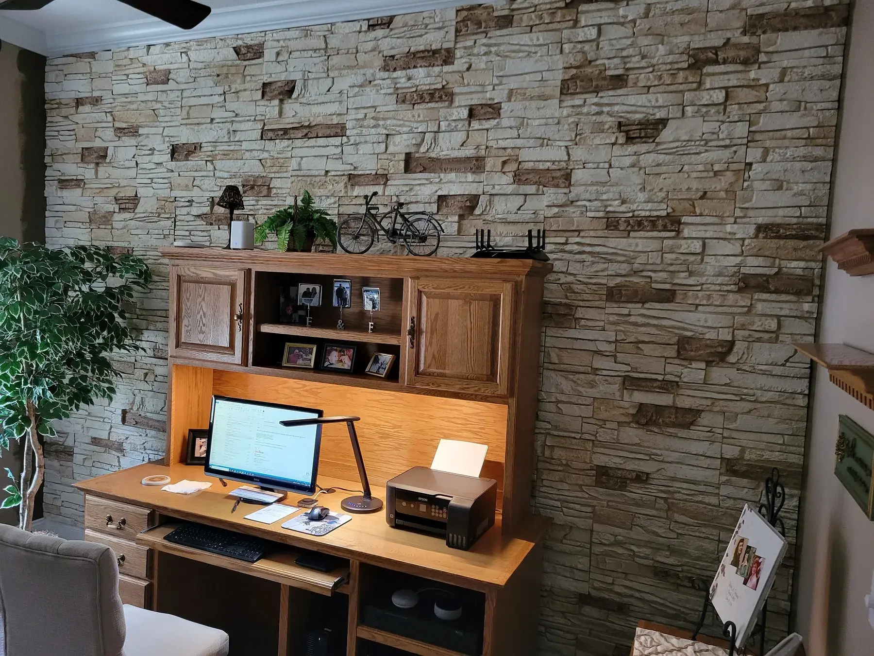 10 Unique Ways to Upgrade Your Home Office Space Blog Cover Image