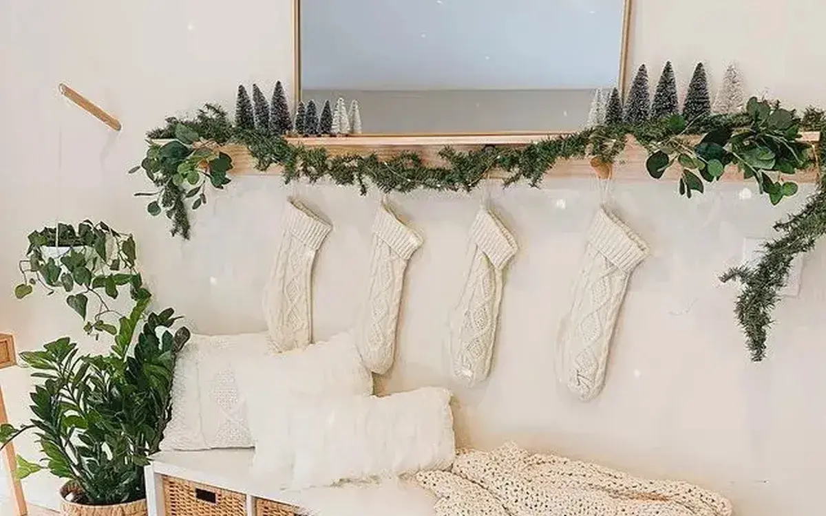 Style your bench to make it more festive