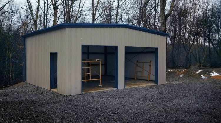 a ffod storage building made by steel